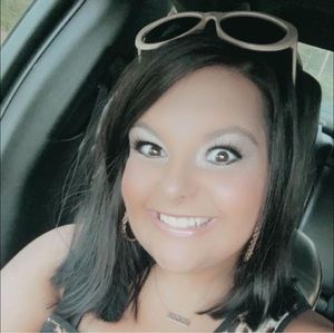 Meet your Posher, Jacqueline